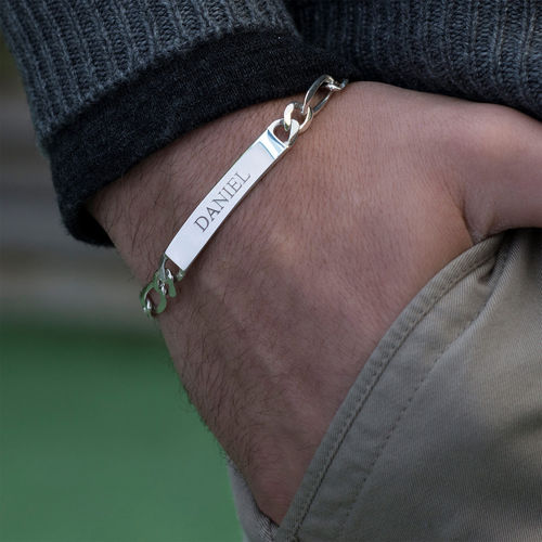 925 Sterling Silver Personalized Men's ID Bracelet In Figaro Link