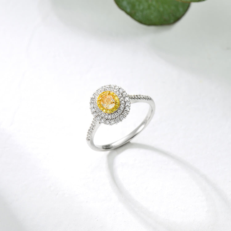 AU750 Classic Oval Halo Style Yellow Diamond Ring