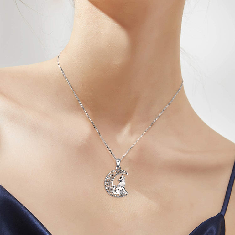 925 Sterling Silver Celtic Knot Crescent Moon Wolf Pendant Necklace