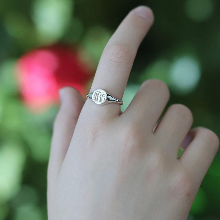925 Sterling Silver Round Name Ring