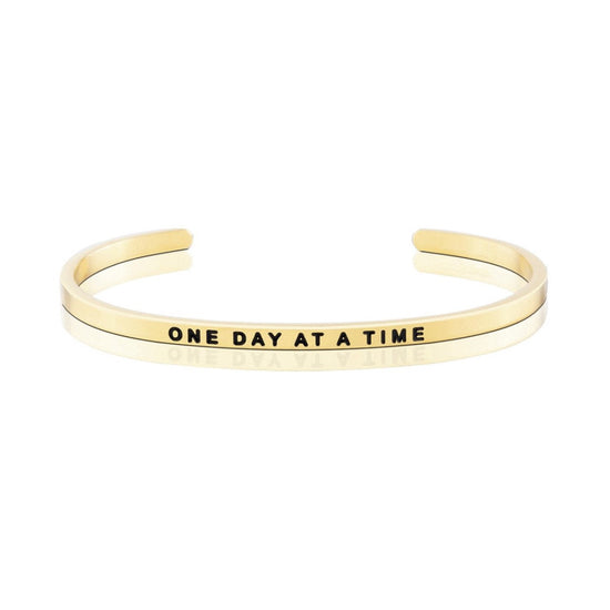 925 Sterling Silver Personalized Peace Series Engraved Cuff 6â€?7.5â€?- onlyone