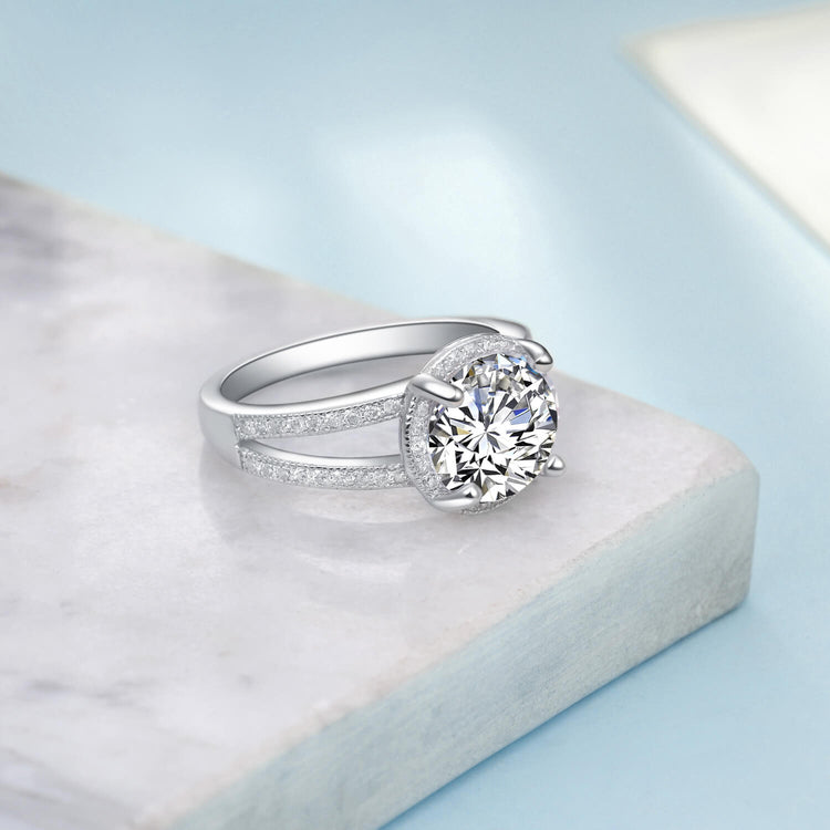 925 Sterling Silver Cubic Zirconia Flower Halo Ring - onlyone